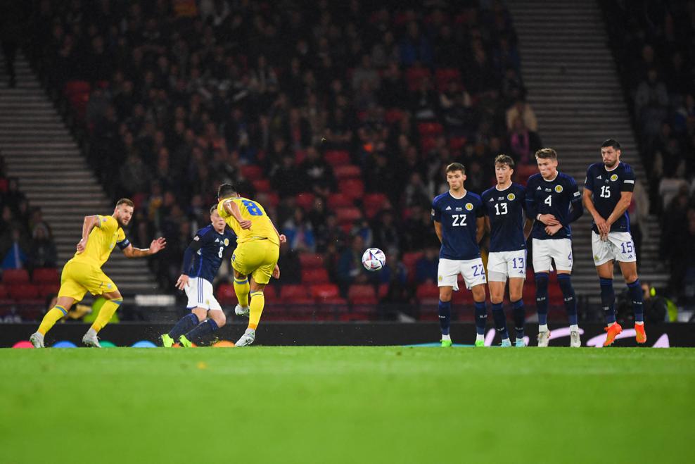 Збірна України розгромно програла Шотландії та втратила лідерство в групі Ліги націй